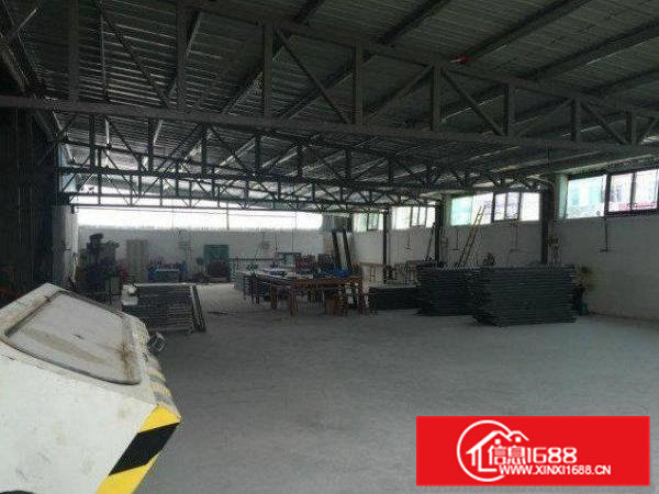 常平镇独院钢构厂房2600平方，高7米，空地大