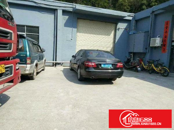 清平高速附近即将空出单一层独院钢构2100平米招租