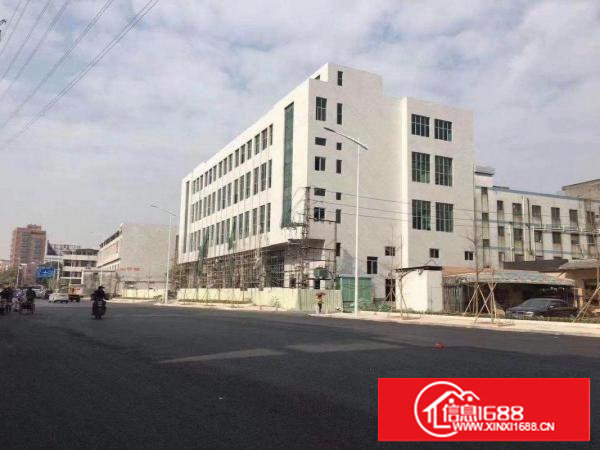 全新厂房位置极佳1~4层一楼高度七米楼上五米，两部全新电梯