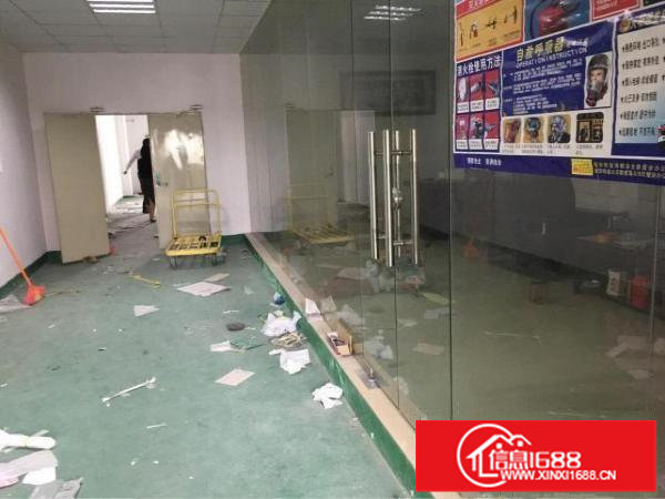 坂田杨美地铁口办公厂房出租，带装修