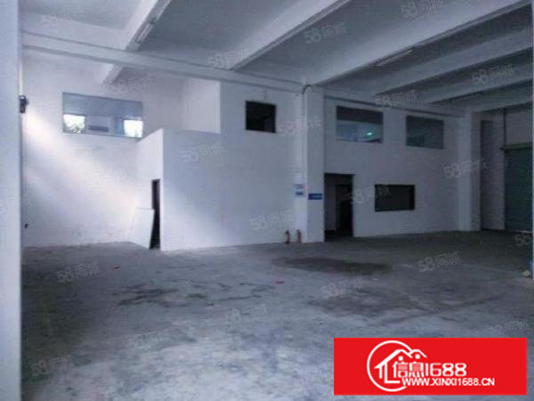 宝安福永，一楼，500平方，实际面积出租，空地超大