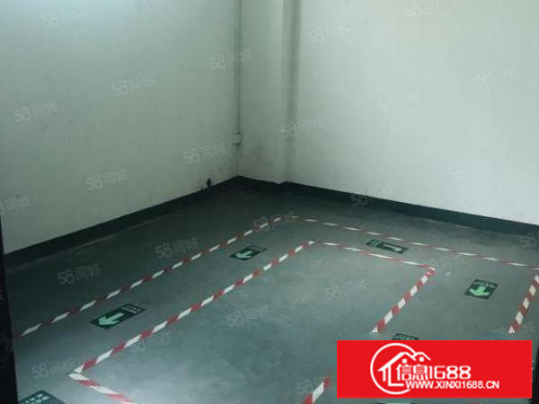 龙华主干道附近新出202平方仓库出租,带部分装修