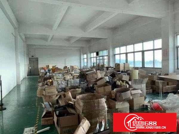 石排谷吓1070平精装修水电到位厂房出租