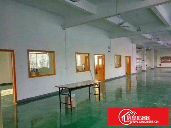 黄江长龙社区楼上400方厂房，带地坪漆装修，价格可谈！