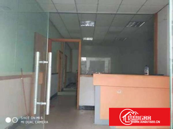 长安乌沙长荣国际模具城旁楼上800平厂房出租电子厂