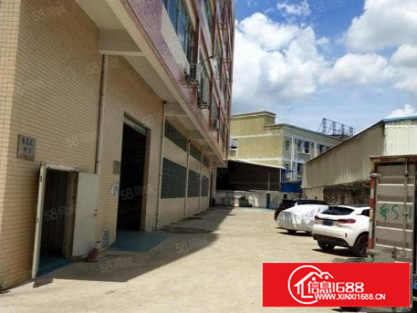 谢岗高速路口附近楼上九成新整层1500平方带装修出租