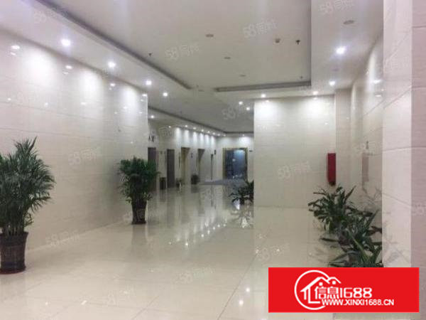 出租！沙井新桥高速边楼上带精装修1300平厂房出租