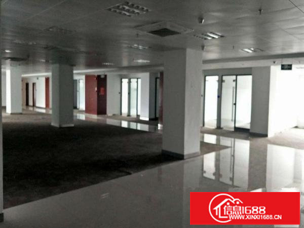 横岗镇四联排榜村新出整层1400平厂房招租（可分租）