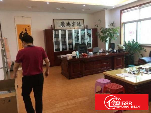 石岩塘头新出3215平精装修厂房出租，无转让费