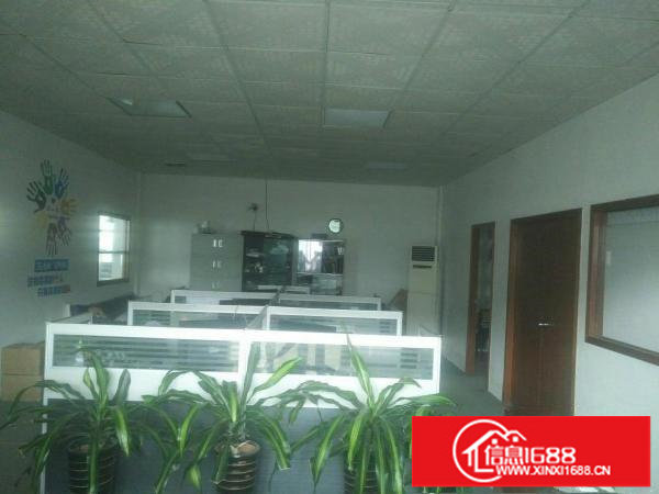 平湖华南城宝来工业区二楼1600平米带装修出租