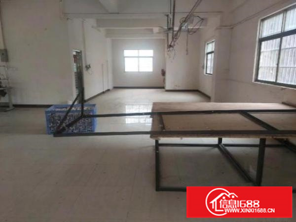 位于茶山超朗陈屋龙翔阁五街26号二楼步梯厂房