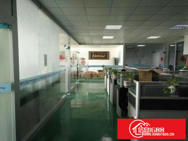 龙岗爱联三楼厂房1500平米现成装修带办公室出租