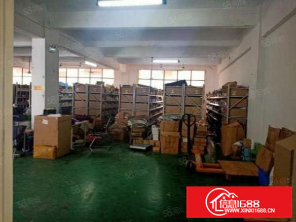 凤岗雁田新出原房东二楼600平厂房出租，现成水电装修