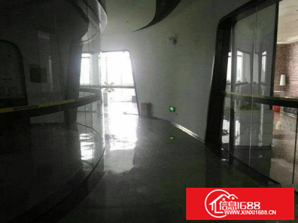 清湖地铁站新出电商，办公，写字楼3000平招租