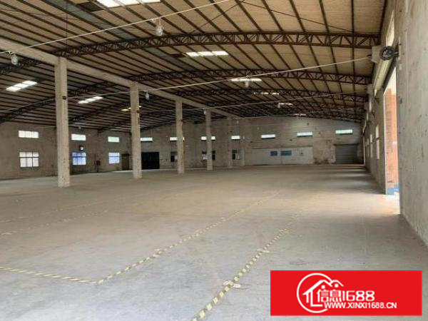 大岭山1000平钢构带隔热层，行业不限制，价格便宜。