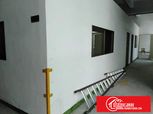 大亚湾高速路口1200平电200KVA5吨电梯