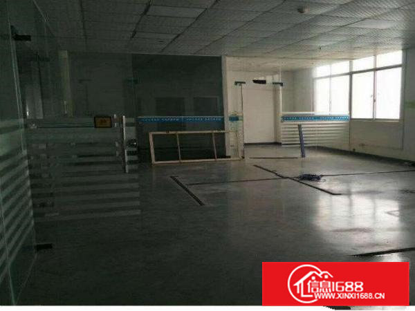 清溪三星九成新厂房楼上1600平带装修办公区