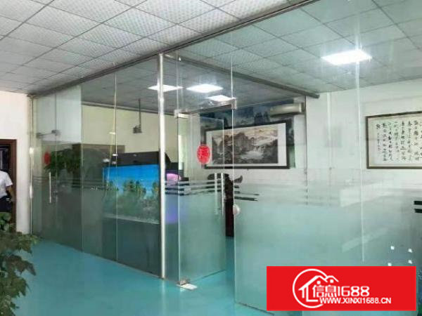 出租石排镇石排城区200平方厂房，水电齐全，形象好