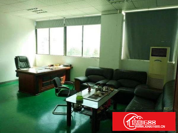 大岭山石大路旁原房东二楼750平方米招租，精装修