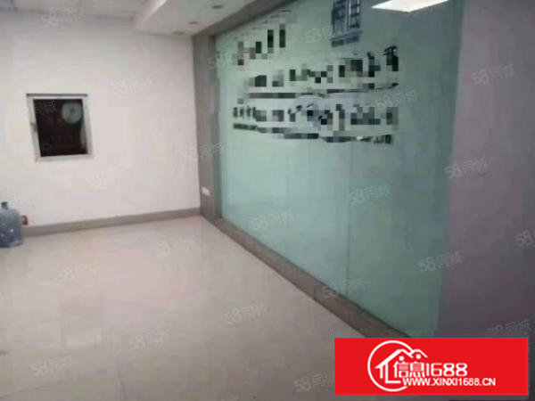 福永地铁口新出楼上660平精装修厂房