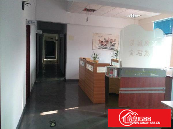 300平起分横岗近高速旁一栋厂房带装修5500平