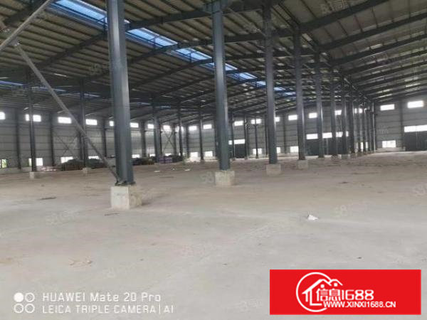 桥头新出砖墙到顶单一层，园区空地超大