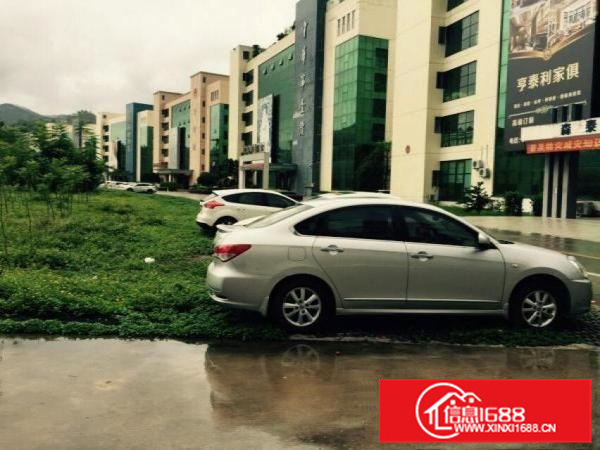 惠阳秋长花园厂房1500平，带装修现成水电，空地大