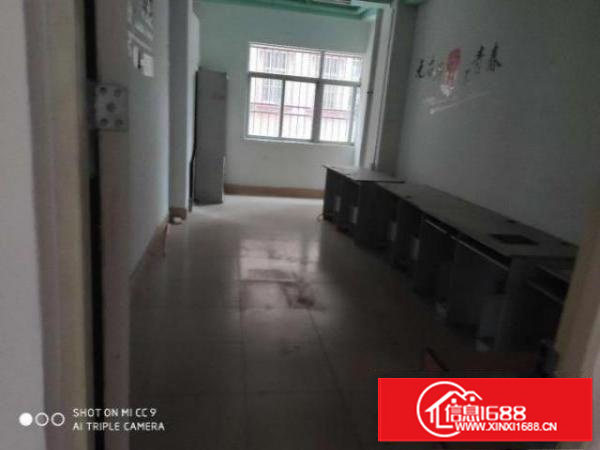 400平二楼场地招租清溪上元天桥