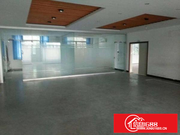 14元独院厂房！现成装修！现成行车展厅！