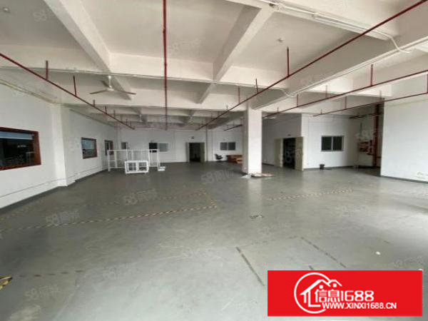 龙东工业园厂房出租二楼700平带装修使用率9成！原房东直租