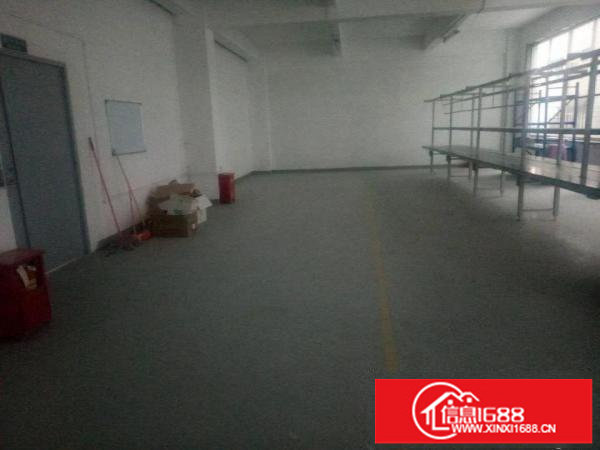 出租地铁站口附近一楼646平和495平！