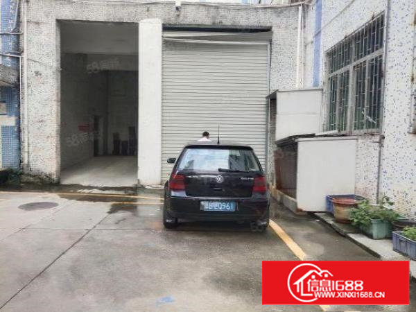 西乡簕竹角，洲石路，新出一楼带装修680平厂房出租，租金33