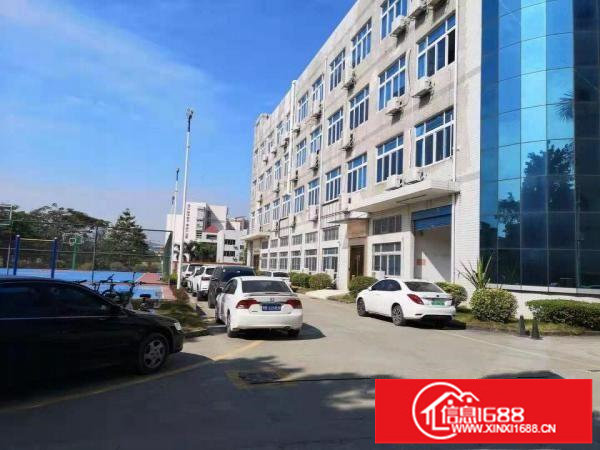 永湖地铁口现场装修服装展厅2200平无需转让费园区形象好