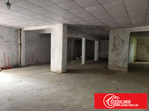 小加工福音厂房，300平1楼，限时秒杀