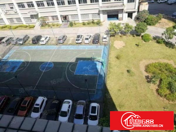 布吉上李朗村附近新出2000平厂房原房东直租