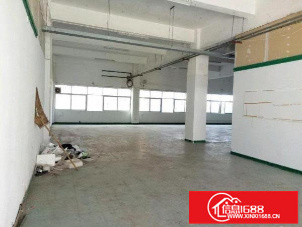 坪山区坑梓龙田同富裕一楼厂房640平米