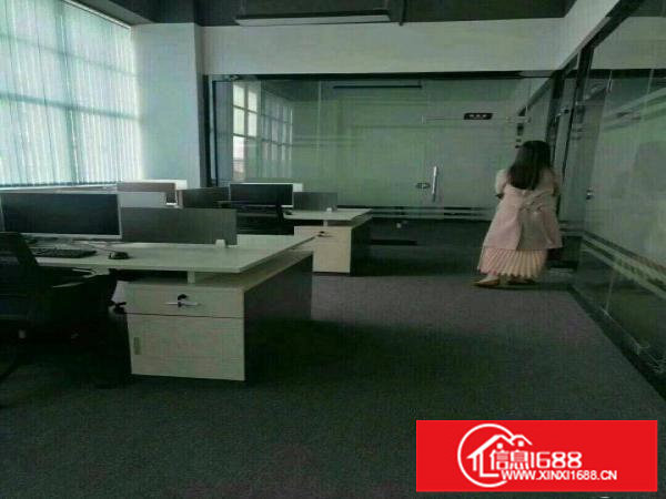 观澜新出楼上500平豪华装修厂房出租