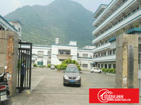 镇隆高速出口新出红本（包办过环评）独院厂房7000平米出租