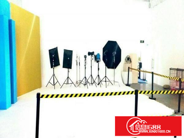 摄影棚500平整体寻合作（含180平精装办公室），也可做仓库