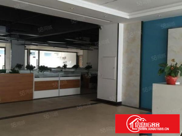 横岗永湖地铁站A出口独院5000平米可分租