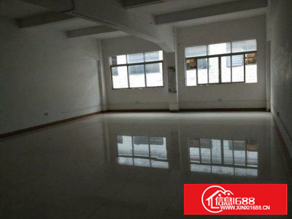 乌沙楼上1500平厂房招租精装修有阁楼交通便利