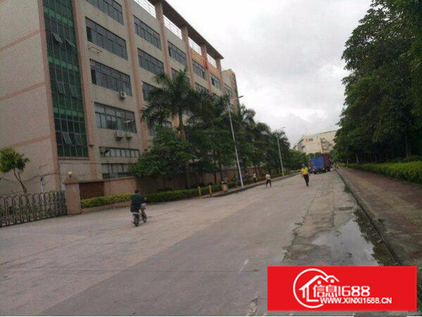 杨美地铁口附近二楼1300平米带装修出租适合电商