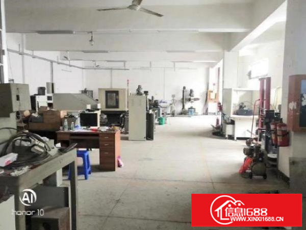 福永凤凰国道边楼上1000平，精装修，无需转让费，