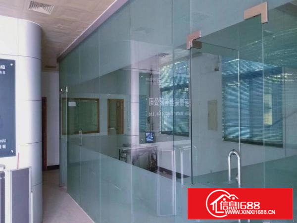 业主直租，油甘埔200平方到800平方带装修水电办公室地坪漆