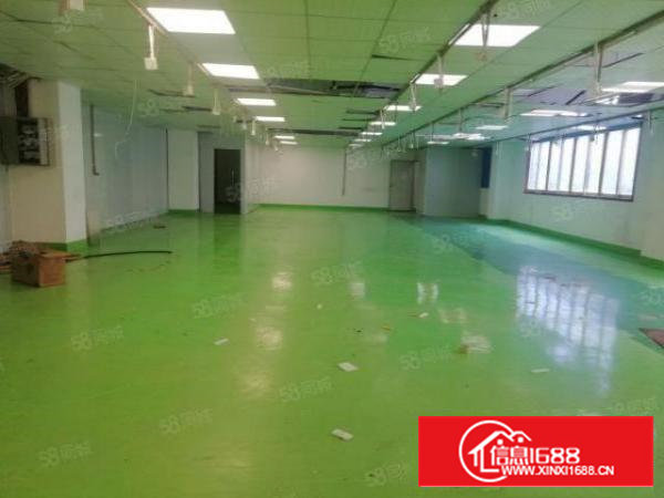 西乡，鹤洲，洲石路，新出楼上带装修500平厂房出租，水电齐全