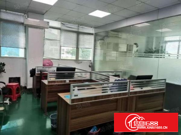 石岩地铁口楼上500平带无尘车间厂房出租，免转让费，拎包入住