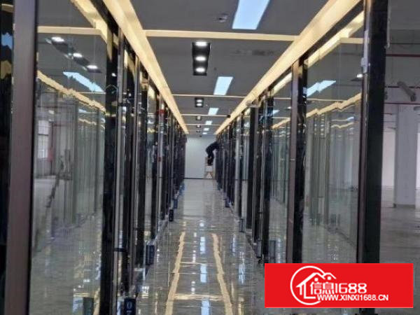 小面积兴东地铁旁科技创新园180-1080㎡办公楼