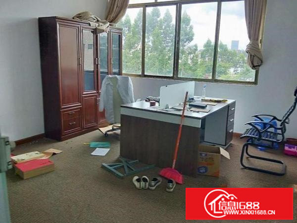 龙岗中心城新出适合小加工电商仓库厂房420平