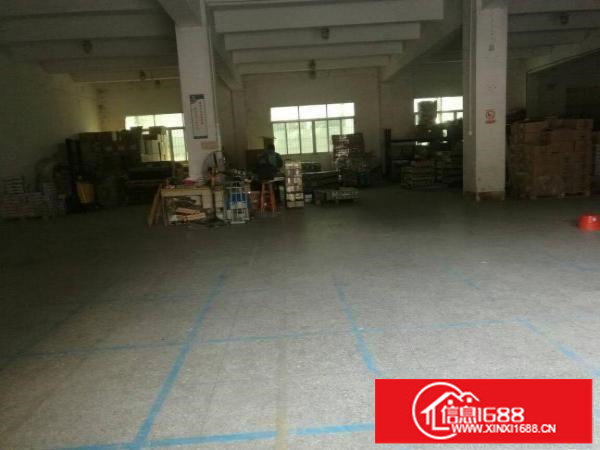 平湖一楼770平方厂房招租，空地超大，结构好用，