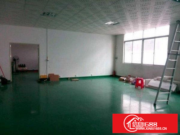 龙岗区龙东楼上带装修700平米厂房招租